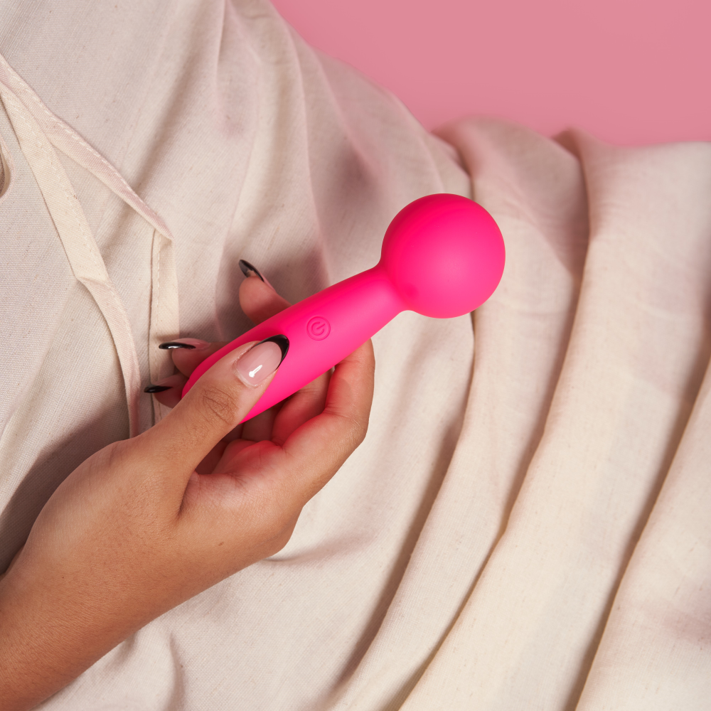 Lolly mini wand vibrator — with travel pouch